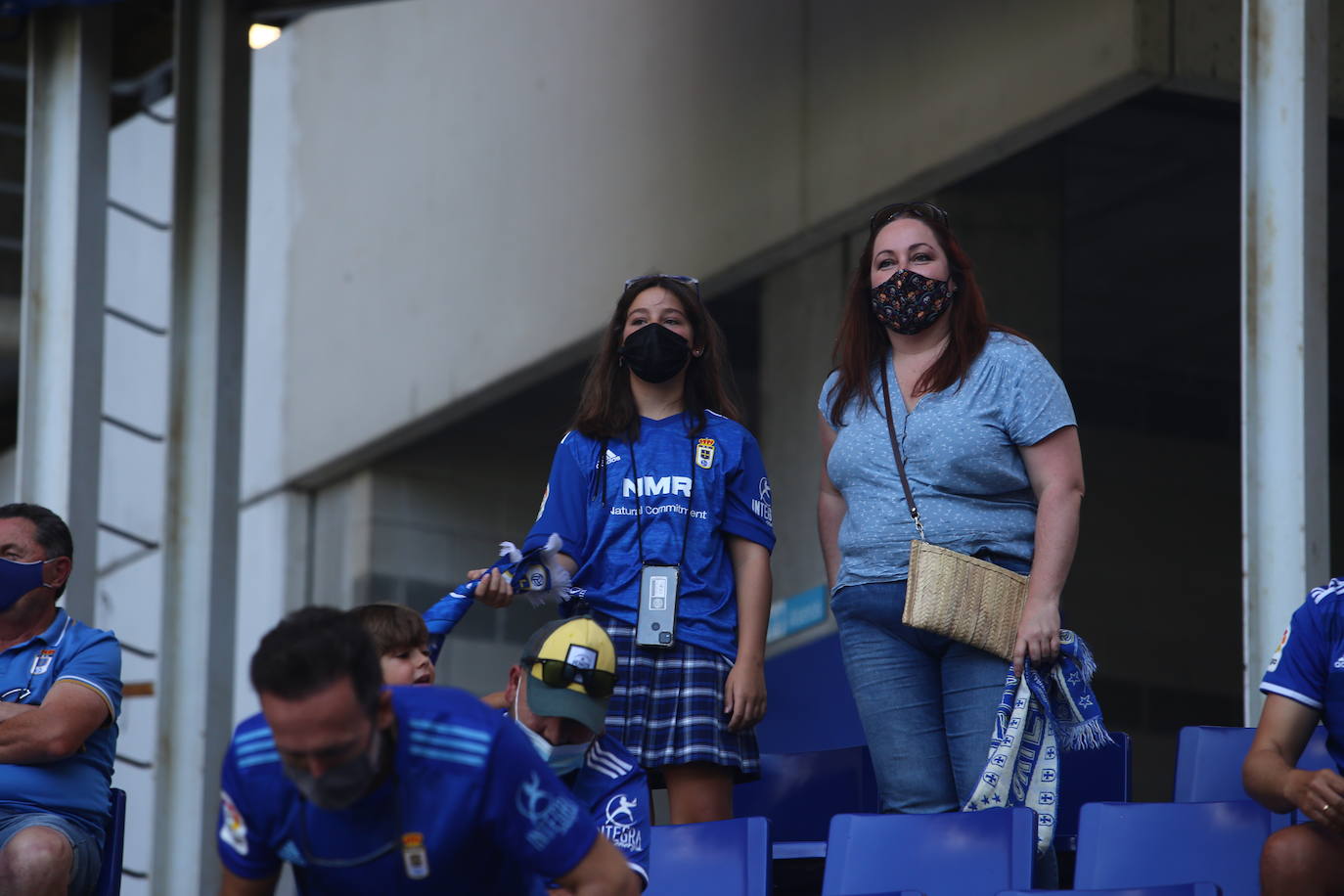 Fotos: ¿Estuviste en el Real Oviedo- Cartagena? ¡Búscate!