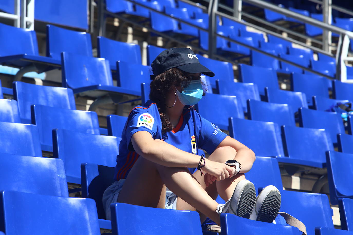 Fotos: ¿Estuviste en el Real Oviedo- Cartagena? ¡Búscate!