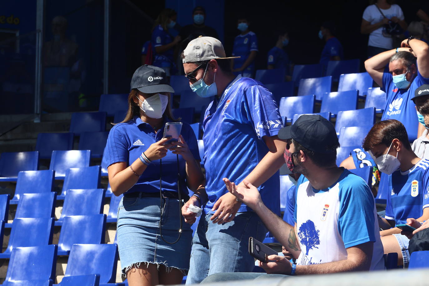 Fotos: ¿Estuviste en el Real Oviedo- Cartagena? ¡Búscate!