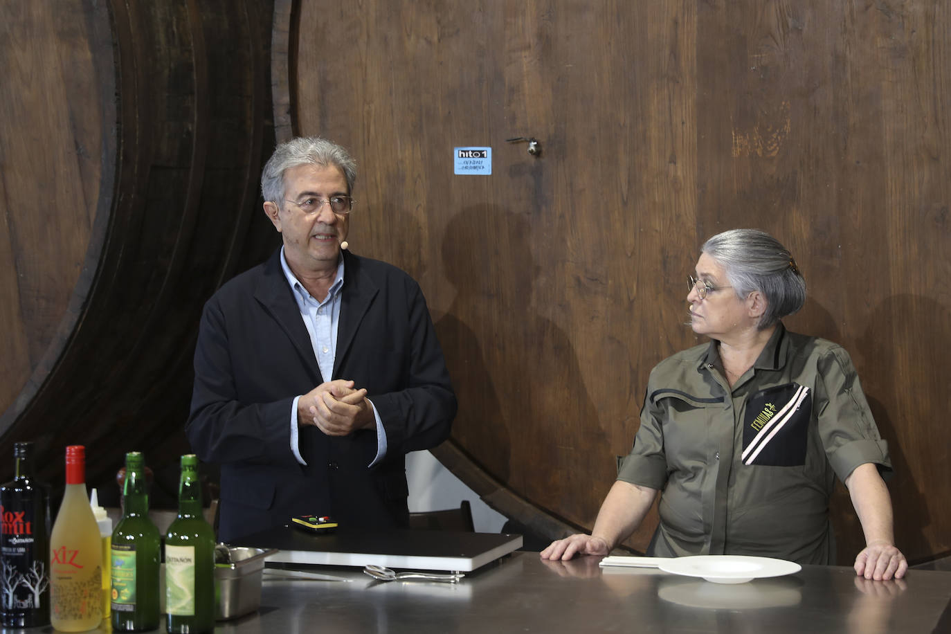 El Llagar Castañón acoge la segunda jornada de FéminAs, el I Congreso Internacional de Gastronomía, Mujeres y Medio Rural que se celebra en Asturias y que visitará distintos puntos de la región durante tres días.