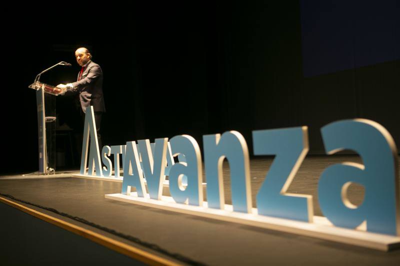 Los galardonados en los Premios Asturias Avanza han sido la Corporación Alimentaria Peñasanta (CAPSA), TSK y Grupo Baldajos. 