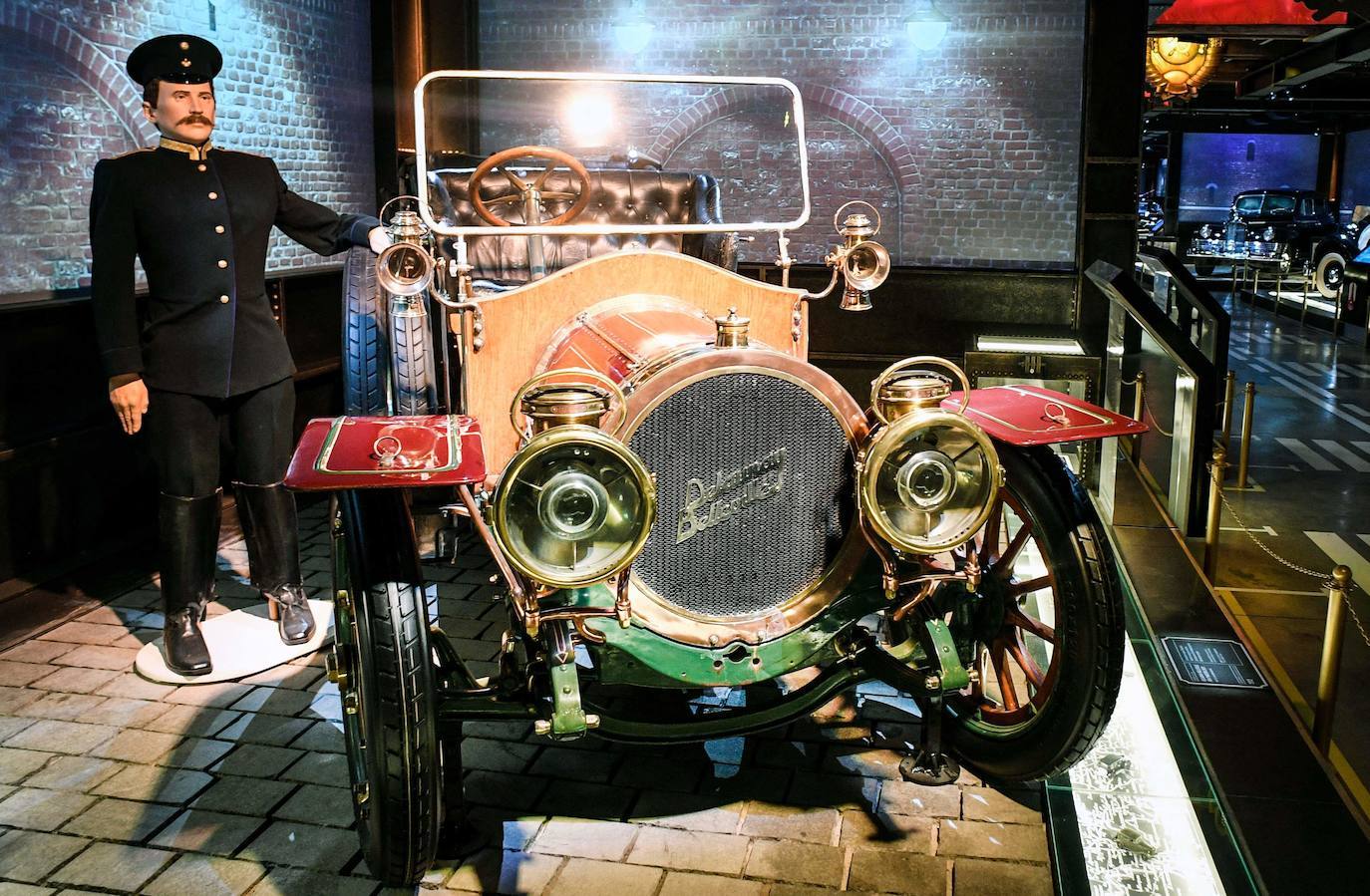 Los vehículos personales de los líderes rusos en un Museo del Garaje de Tareas Especiales del Servicio de la Guardia Federal (FSO) en Moscú.