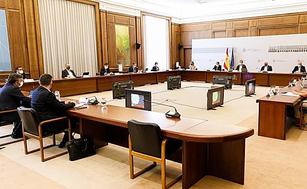 Calvo considera «histórico» el arranque de la fase de pruebas de la variante de Pajares