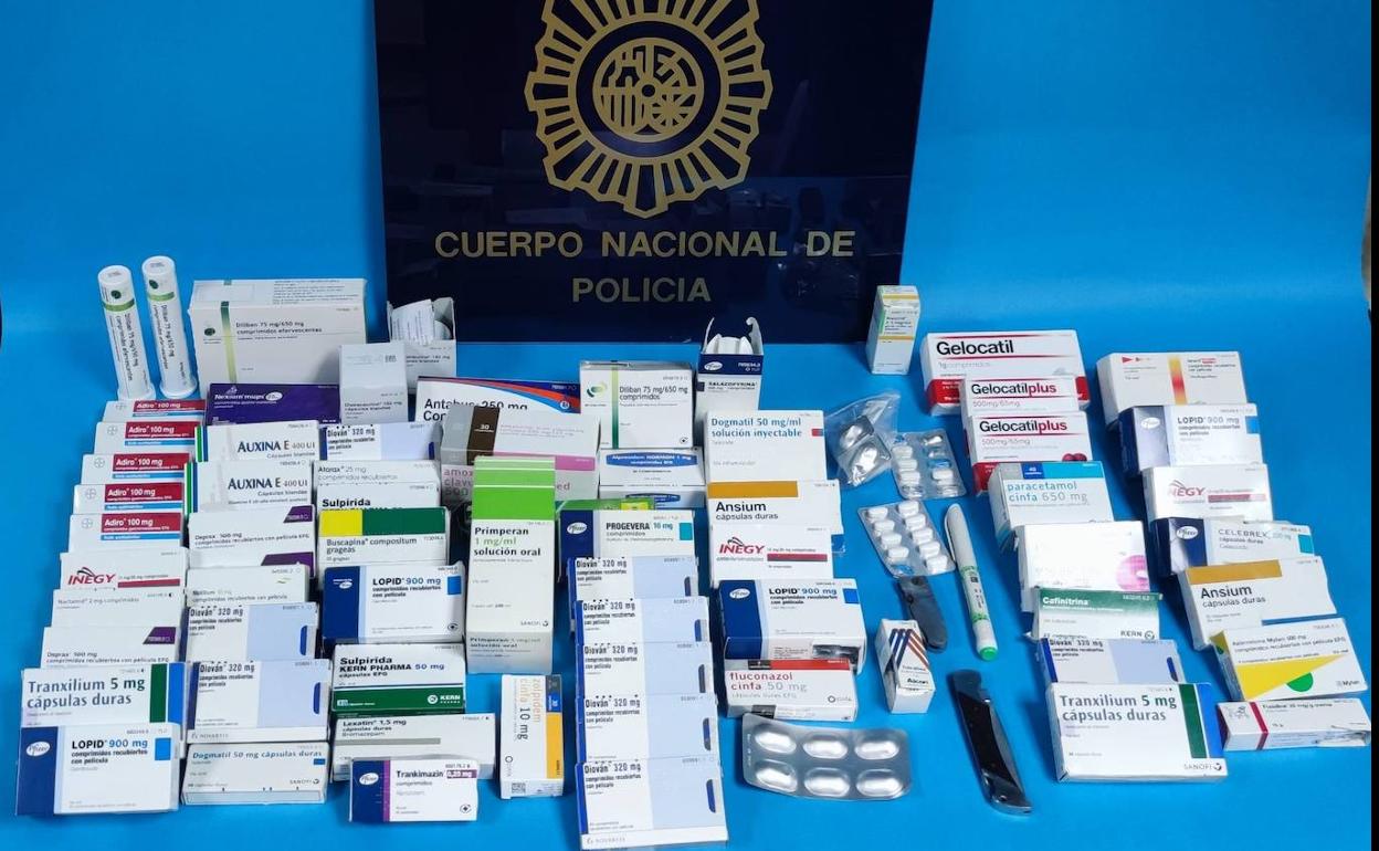 Medicamentos incautados en el registro del domicilio del detenido en Gijón.