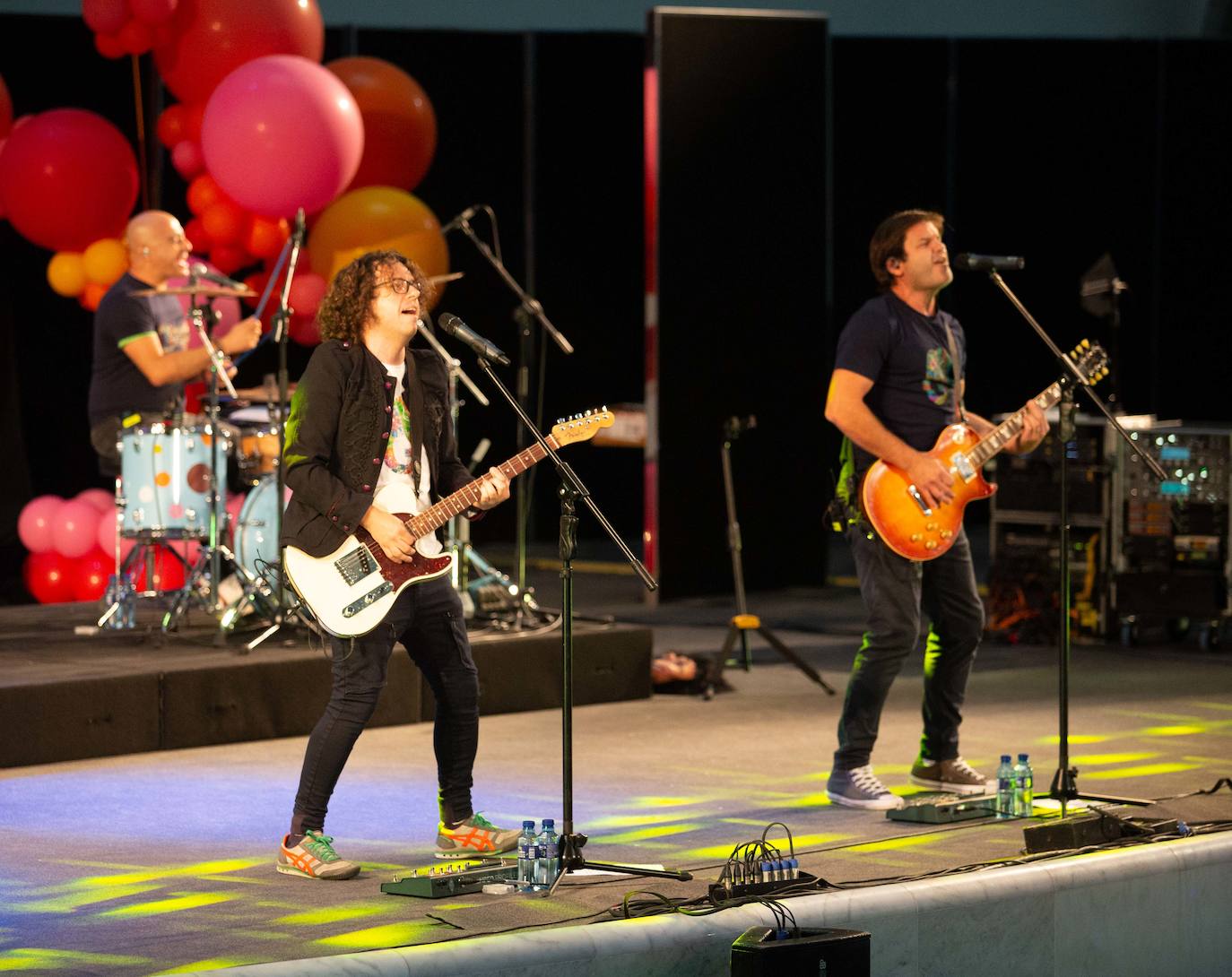 Fotos: Conciertos, Scalextric gigante y magia para los más pequeños