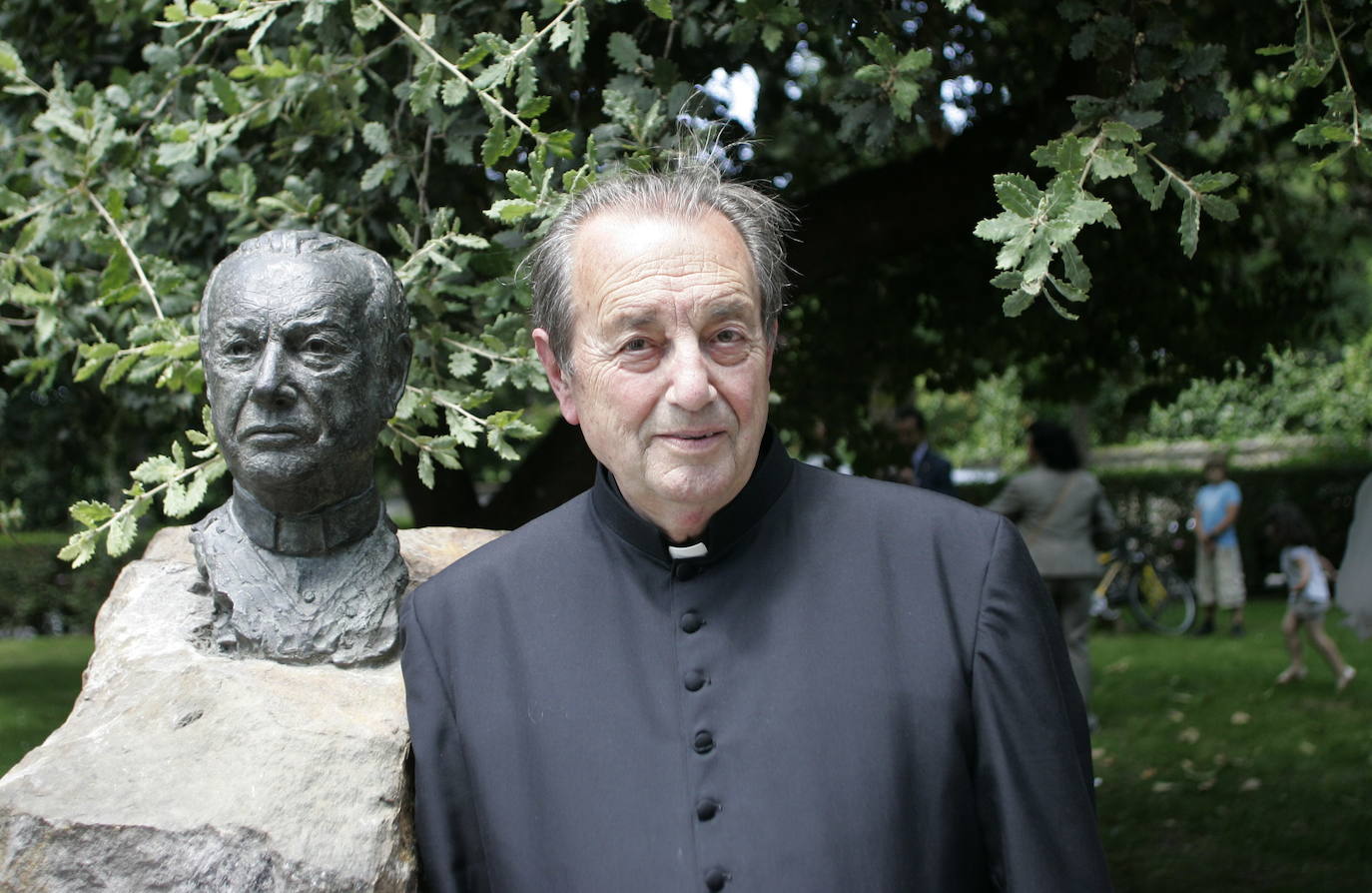 El que fuera párroco de la parroquia gijonesa durante 51 años ha fallecido a los 93 años en Tapia, a donde se había retirado en 2012.