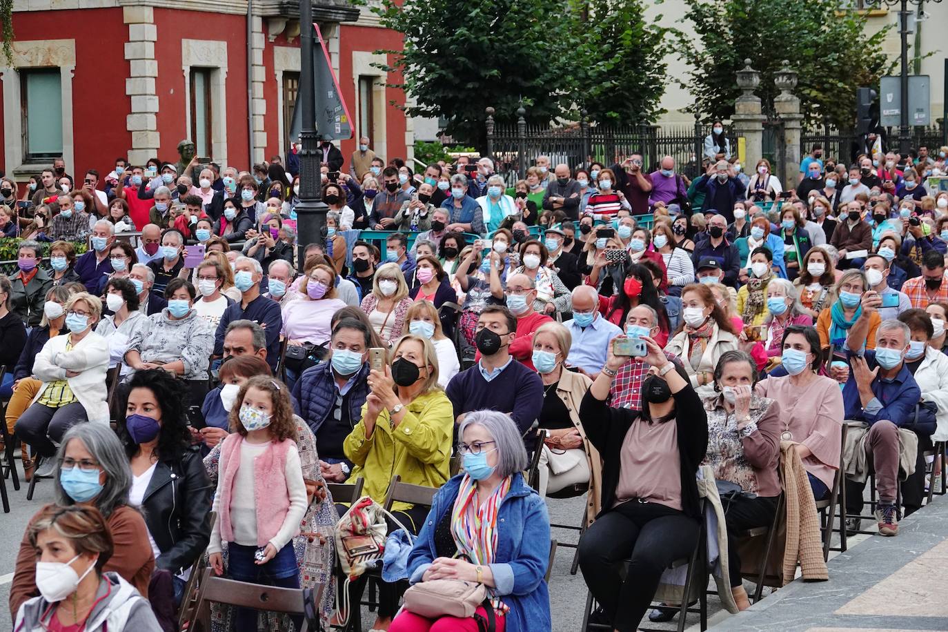 El Ayuntamiento de Cangas de Onís y la Consejería de Cultura decidieron poner así fin a un verano cargado de actividades culturales.