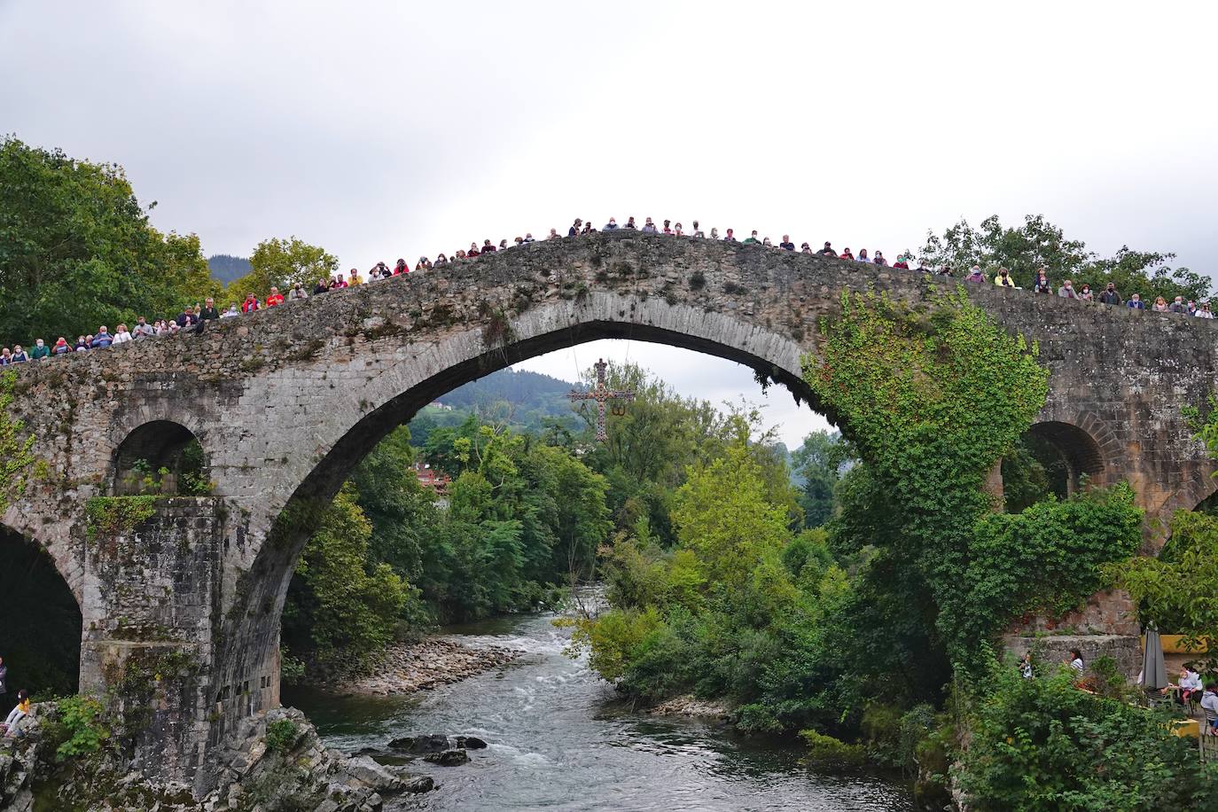 El Ayuntamiento de Cangas de Onís y la Consejería de Cultura decidieron poner así fin a un verano cargado de actividades culturales.