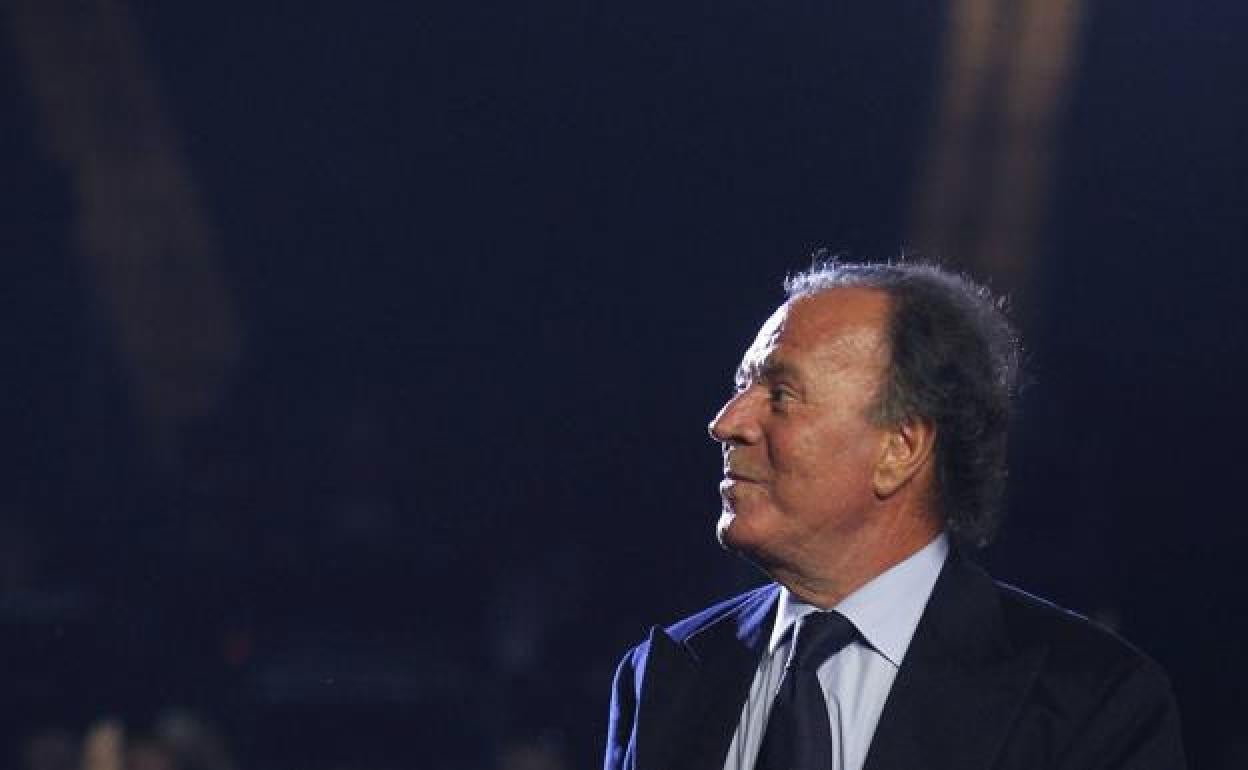 Julio Iglesias cumple 78 años el 23 de septiembre de 2021.