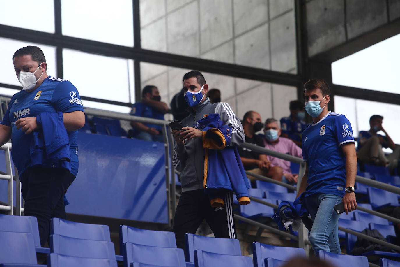 Fotos: ¿Estuviste en el Real Oviedo-Girona? ¡Búscate!