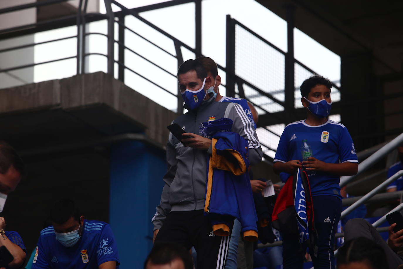 Fotos: ¿Estuviste en el Real Oviedo-Girona? ¡Búscate!