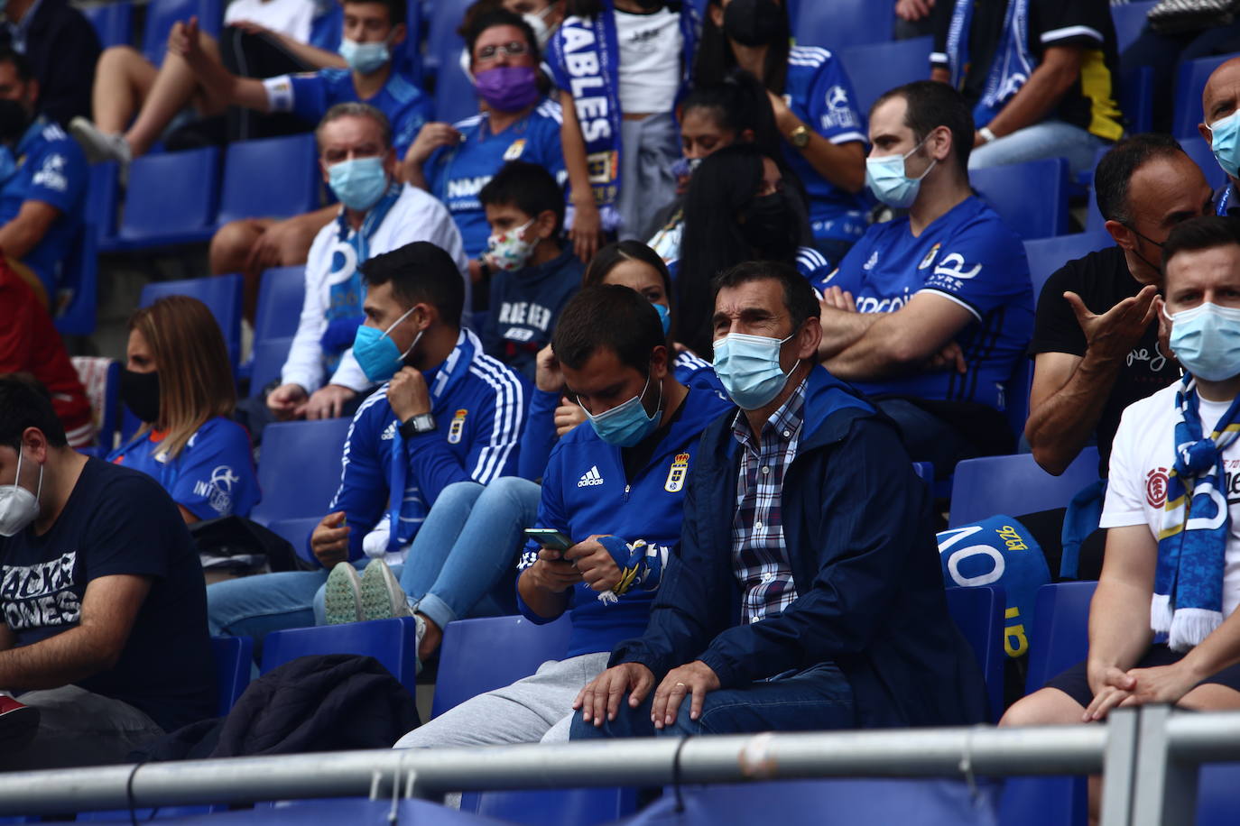 Fotos: ¿Estuviste en el Real Oviedo-Girona? ¡Búscate!