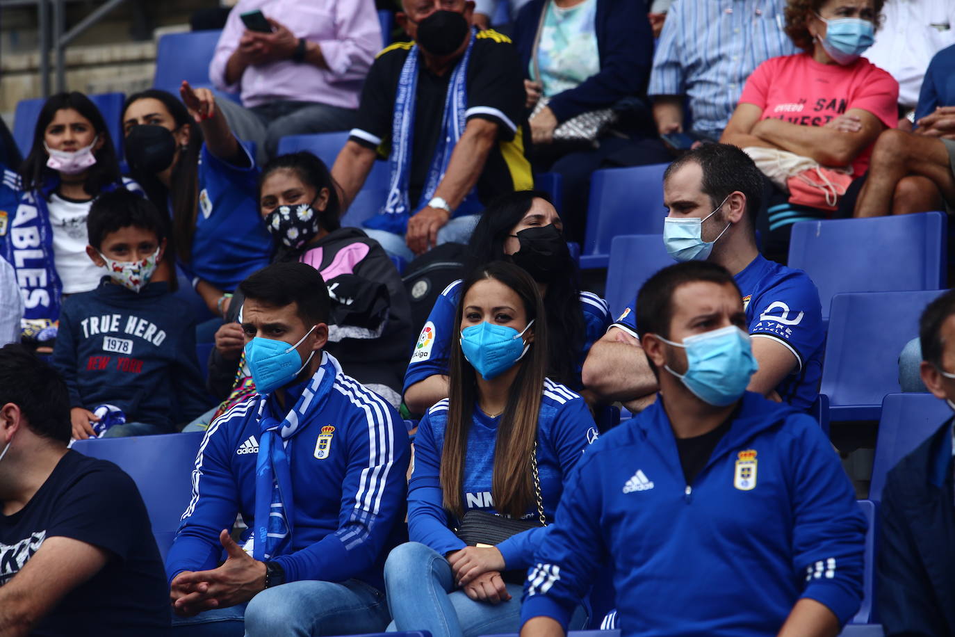 Fotos: ¿Estuviste en el Real Oviedo-Girona? ¡Búscate!