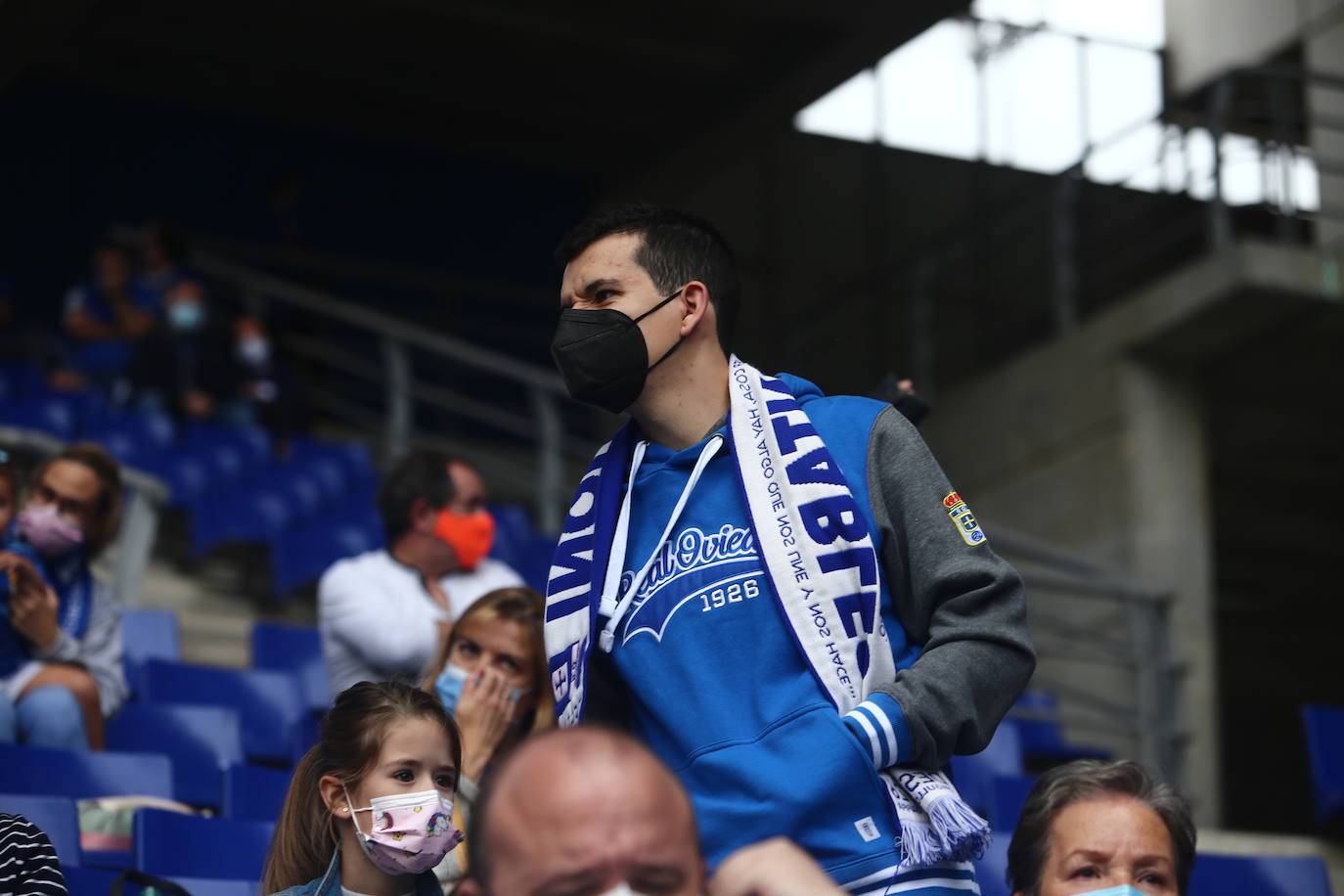 Fotos: ¿Estuviste en el Real Oviedo-Girona? ¡Búscate!