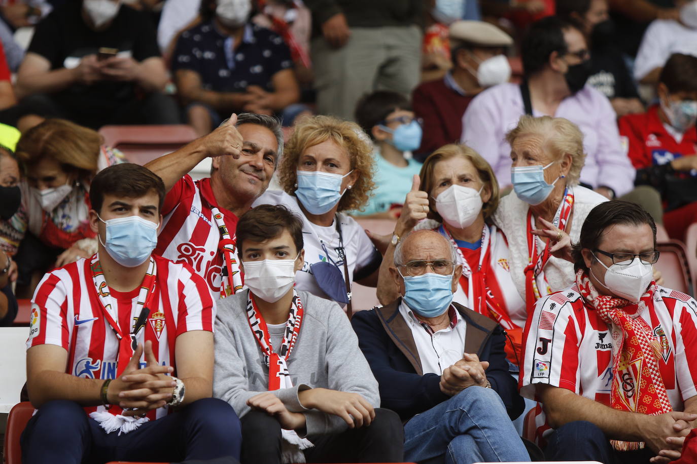 Fotos: ¿Estuviste en el Sporting-Málaga? ¡Búscate!