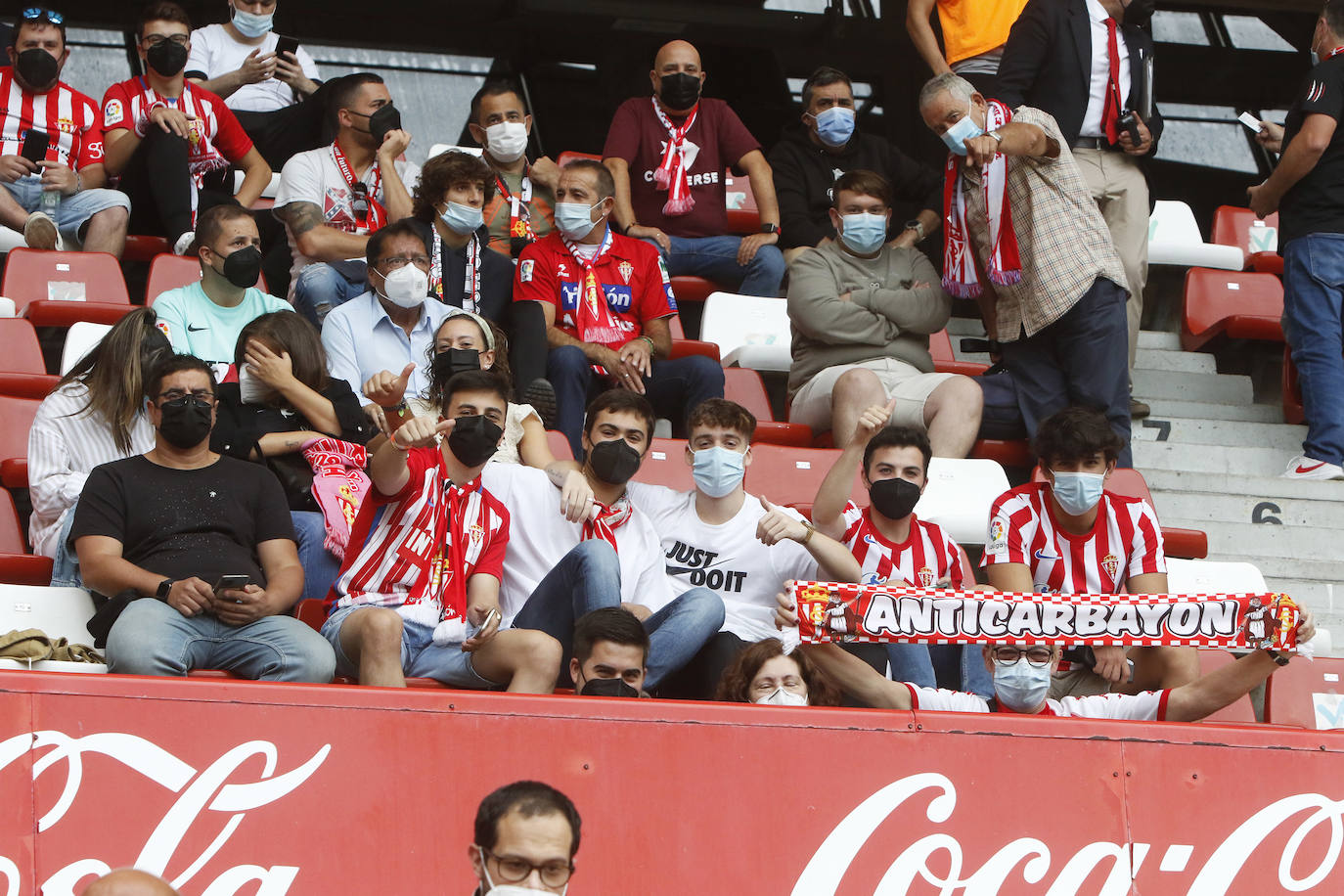 Fotos: ¿Estuviste en el Sporting-Málaga? ¡Búscate!