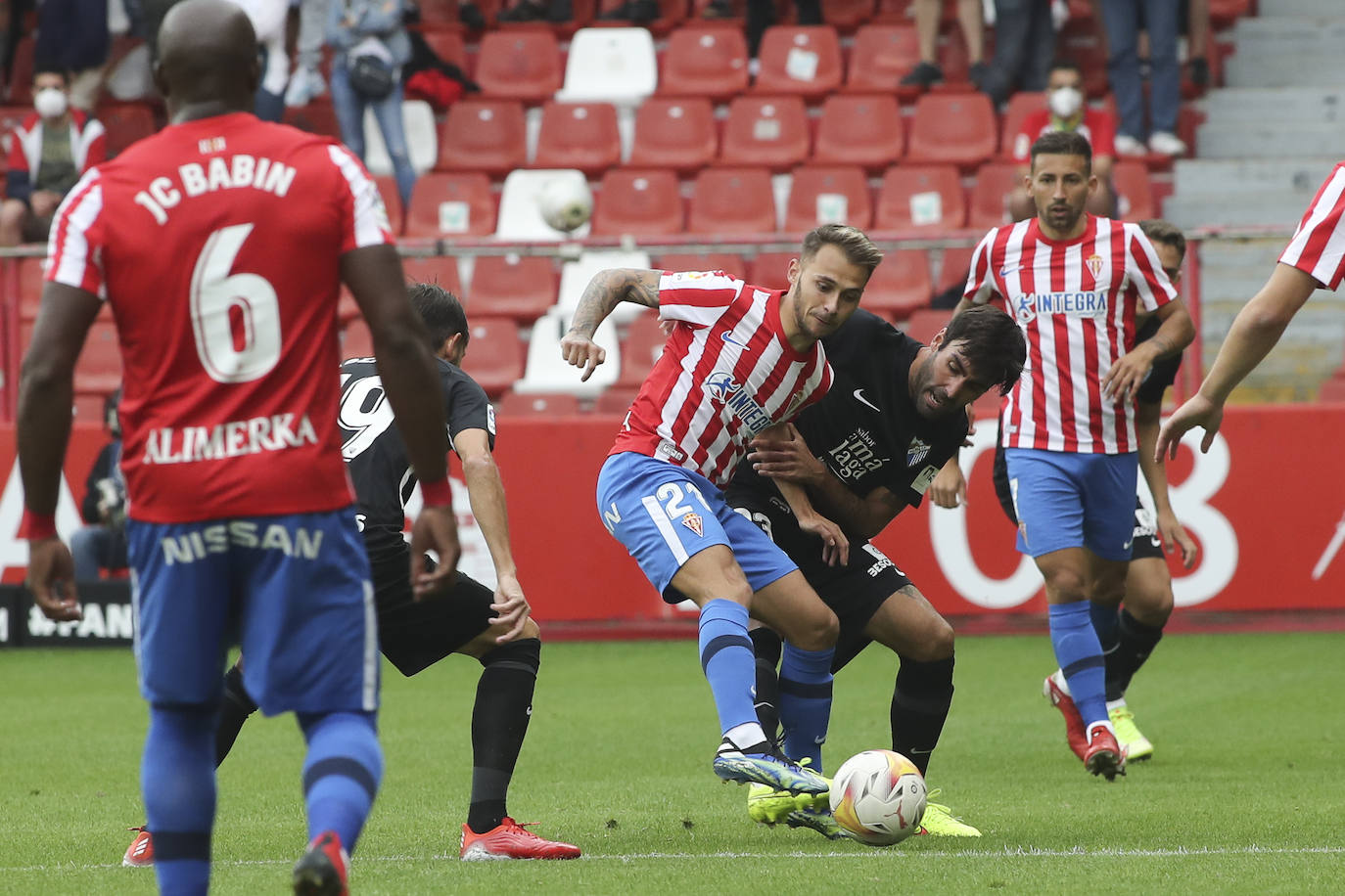 Fotos: Las mejores imágenes del Sporting - Málaga