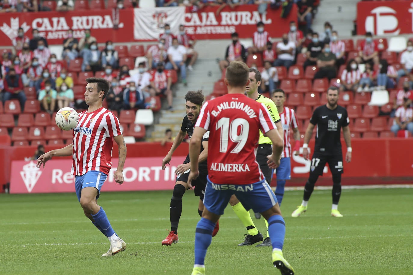 Fotos: Las mejores imágenes del Sporting - Málaga