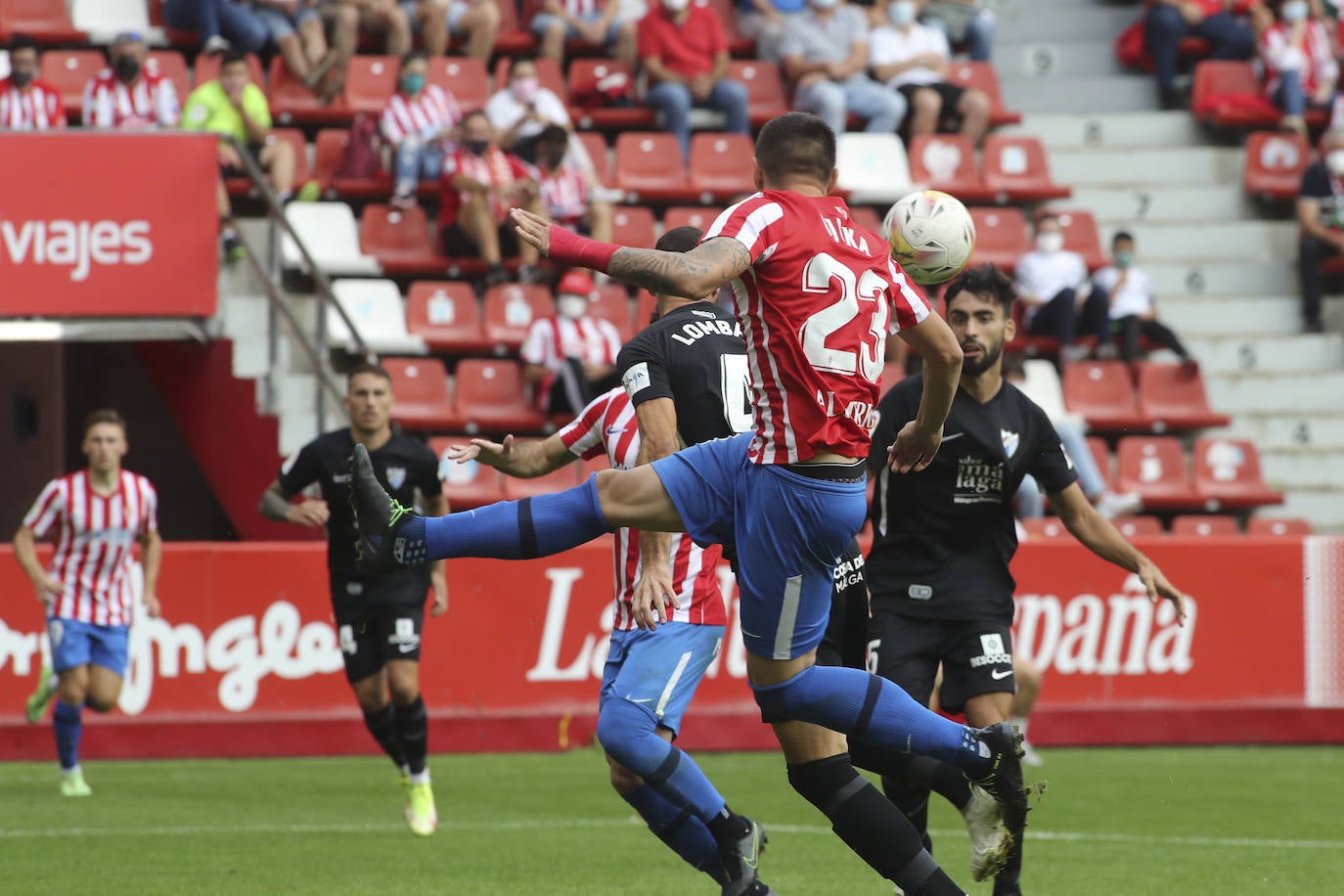 Fotos: Las mejores imágenes del Sporting - Málaga