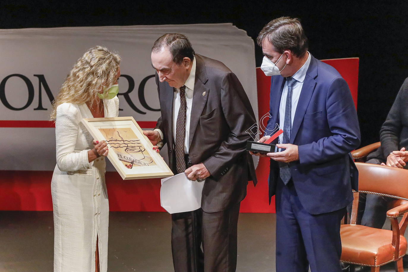 Los galardonados en la edición de este año son las Residencias de Mayores del Principado (Acción Social); Graciano García (Proyección de Asturias); María López (Deporte); Ópera de Oviedo (Cultura); Mario Fernández Fraga (Investigación y Ciencia) y Zitrón (Iniciativa Empresarial)