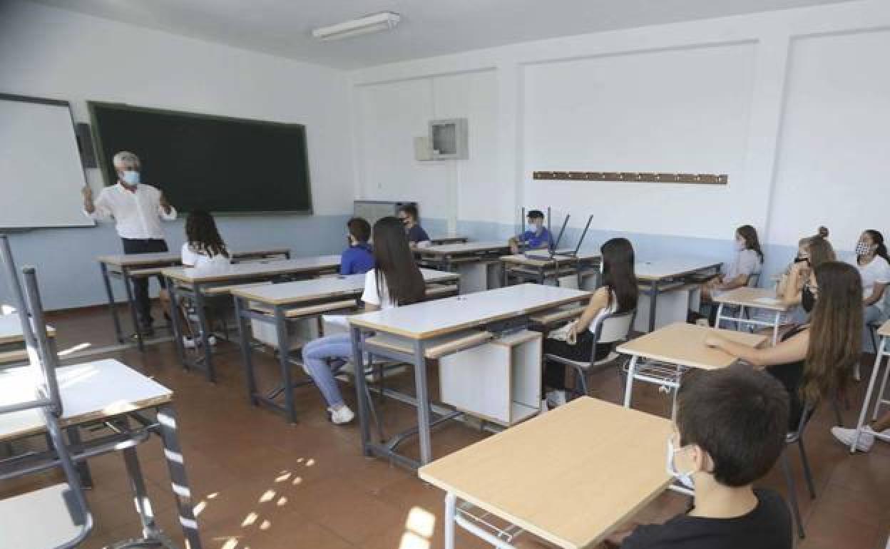 El mayor aumento de la interinidad se concentra en Secundaria. 