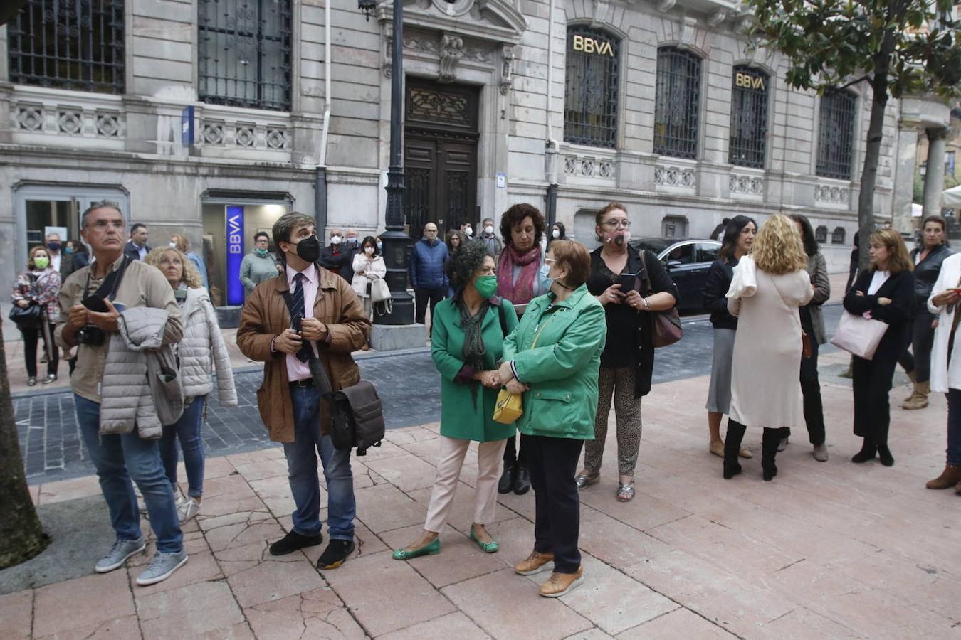 os Premios Iberoamericanos Asicom-Universidad de Oviedo 2021 destacaron la labor informativa de Europa Press. También fueron reconocidos en esta edición el exjugador de balonmano, José Javier Hombrados; la escultora y escritora Ana Teresa Ortega; el productor y empresario José Velasco; el actor Inmanol Arias; y el sociólogo portugués Boaventura de Sousa.