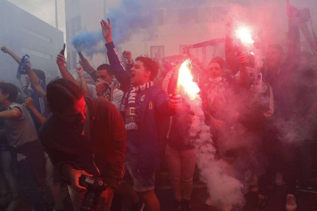 Así ha recibido la afición azul al Real Oviedo