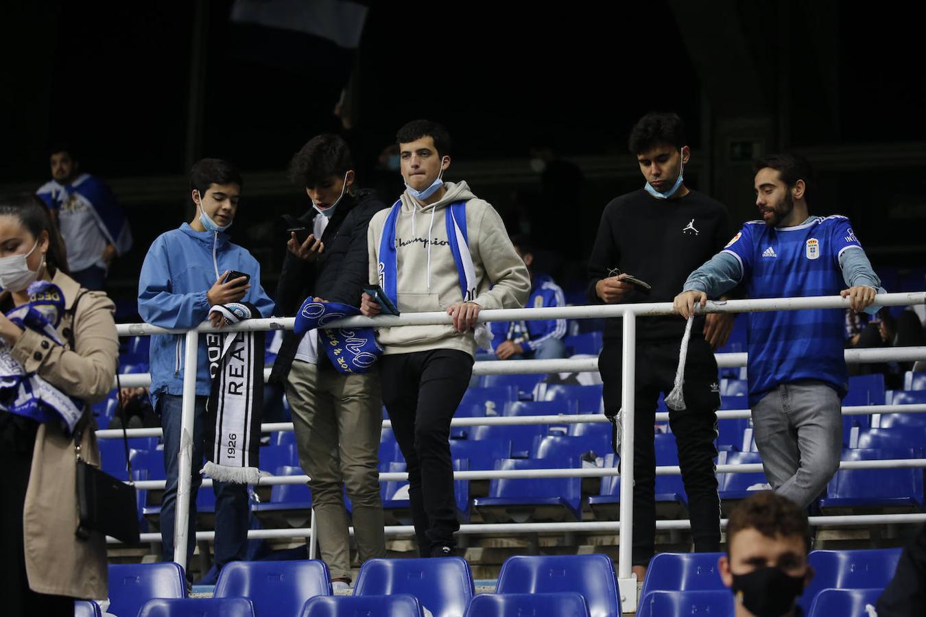 Fotos: ¿Estuviste en el Carlos Tartiere? ¡Búscate!