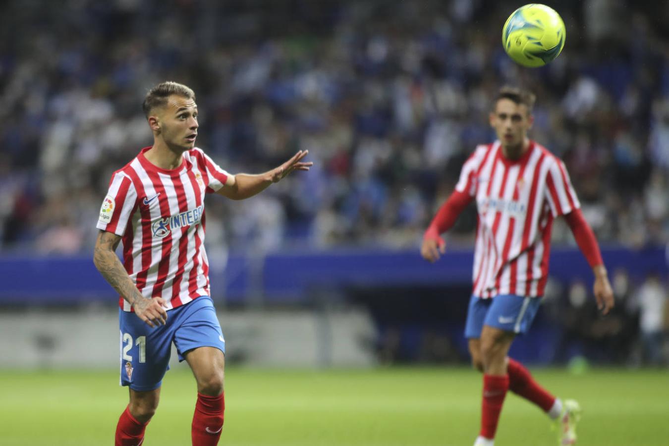Oviedo y Sporting firman un empate con los goles de Lucas y Djuka. 