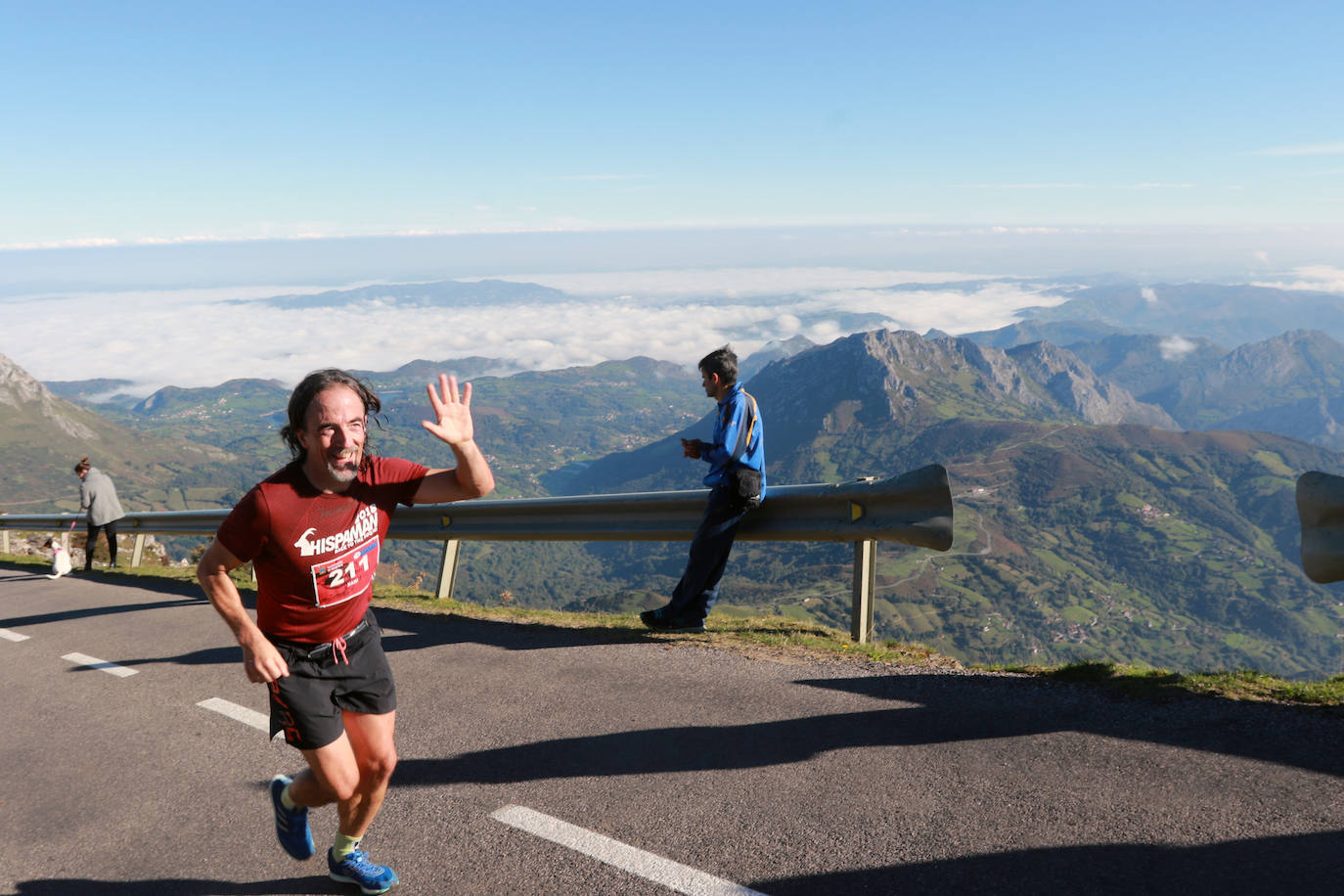 La pruebas era esperada con gran interés y así lo muestra la alta participación a la Subida a L'Angliru, que superó los 300 corredores y fue mayor que la última edición disputada en 2019. Luis Melero y Merche Palacios se adjudicaron la victoria 