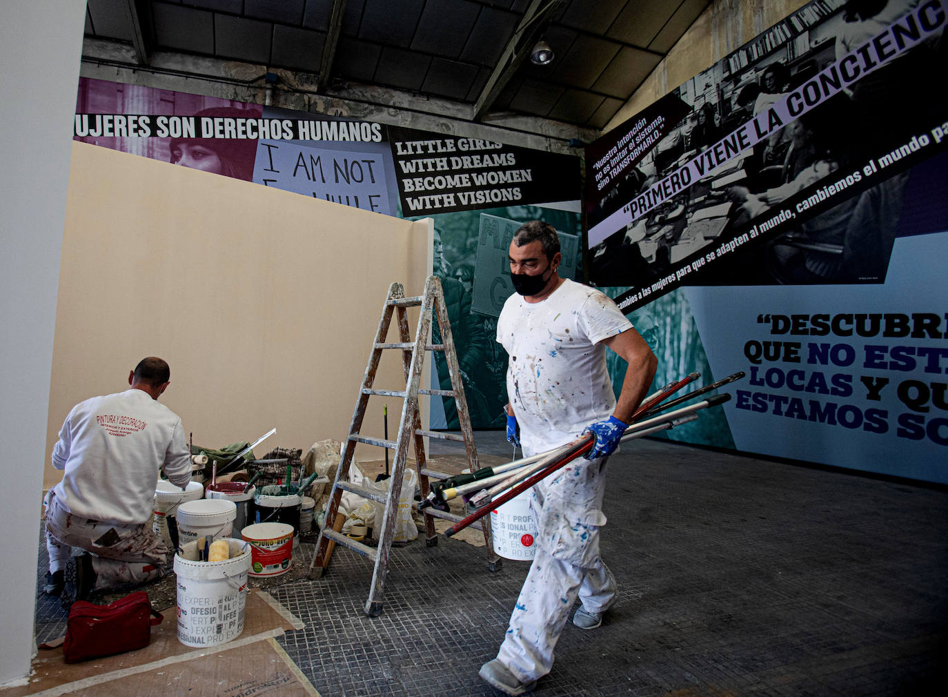 La Fábrica de Armas ultima los preparativos para acoger desde el jueves hasta el día 23 conciertos, talleres, cine, coloquios y exposiciones con motivo de la 'Semana de los Premios' 