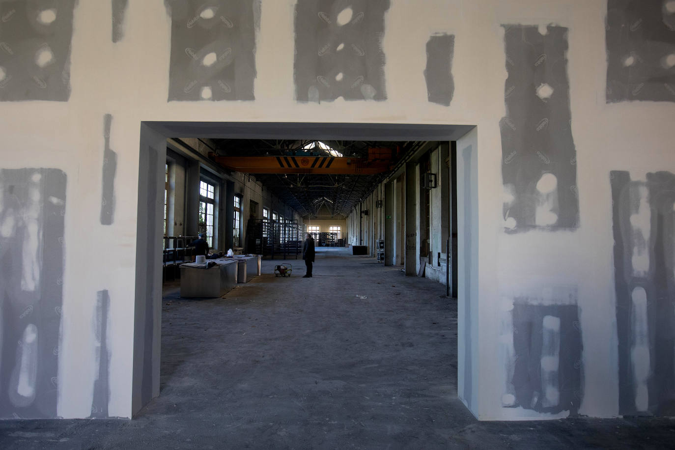 La Fábrica de Armas ultima los preparativos para acoger desde el jueves hasta el día 23 conciertos, talleres, cine, coloquios y exposiciones con motivo de la 'Semana de los Premios' 