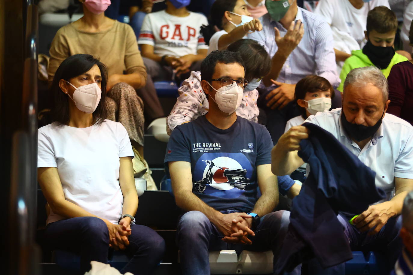 Fotos: ¿Estuviste en el Unicaja Oviedo - Juaristi? ¡Búscate!