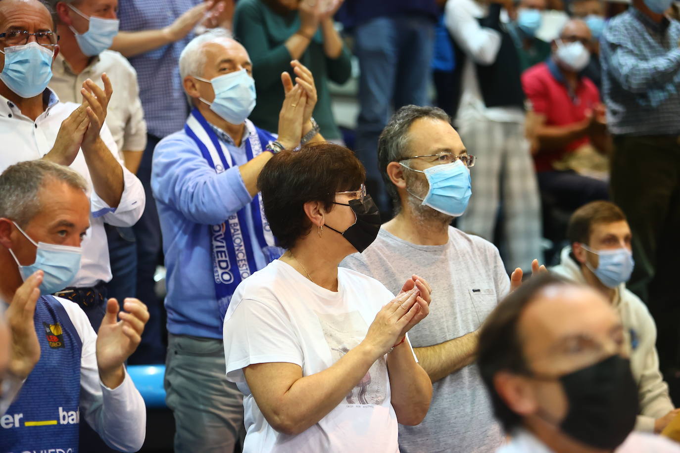 Fotos: ¿Estuviste en el Unicaja Oviedo - Juaristi? ¡Búscate!