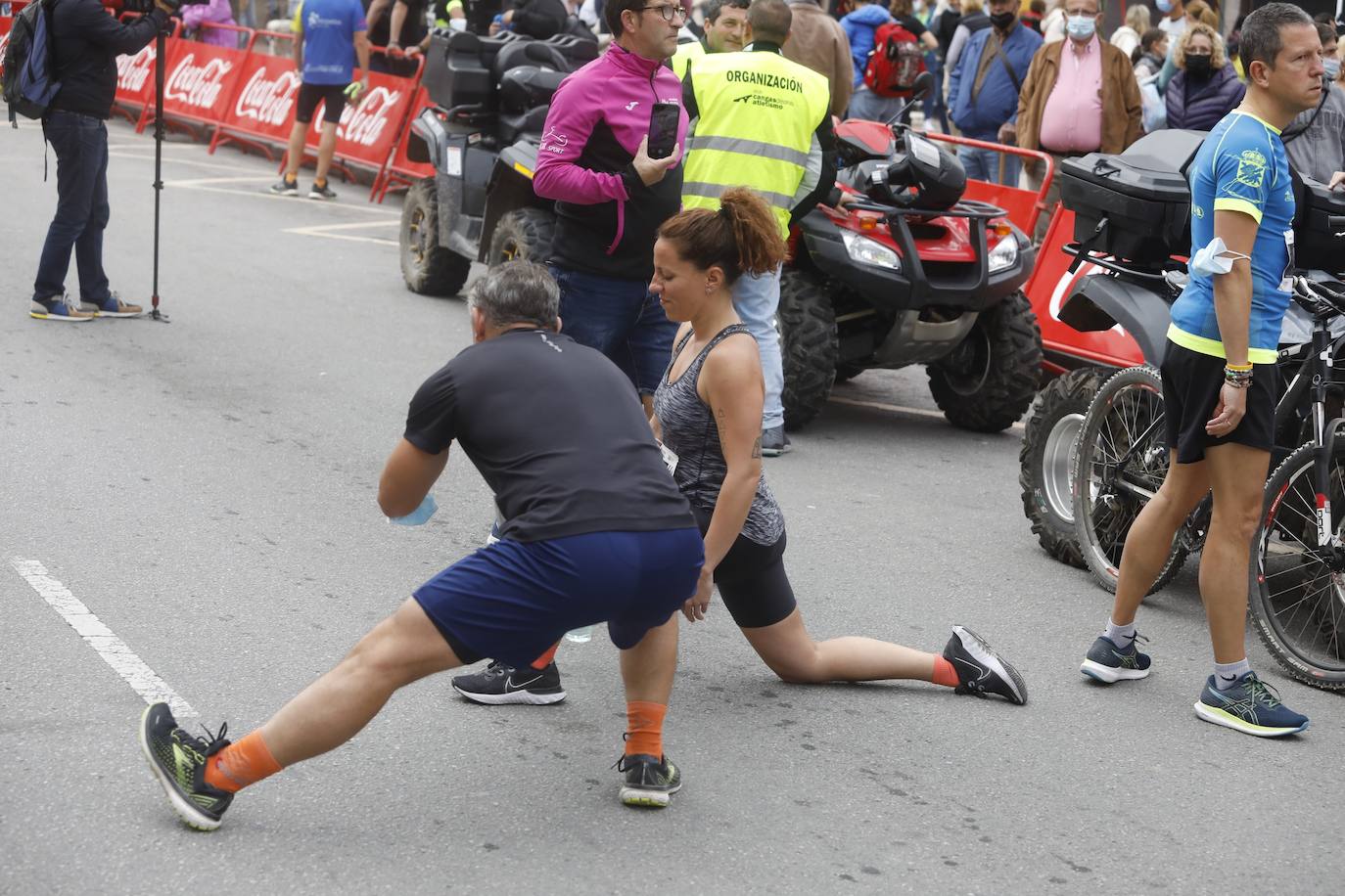 El emblemático trazado que une Cangas de Onís y Covadonga se llenó de 'runners' en su regreso al calendario tras la crisis sanitaria. 