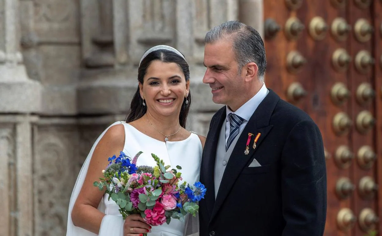 Ortega Smith se casa con Paulina Sánchez del Río Nájera. 