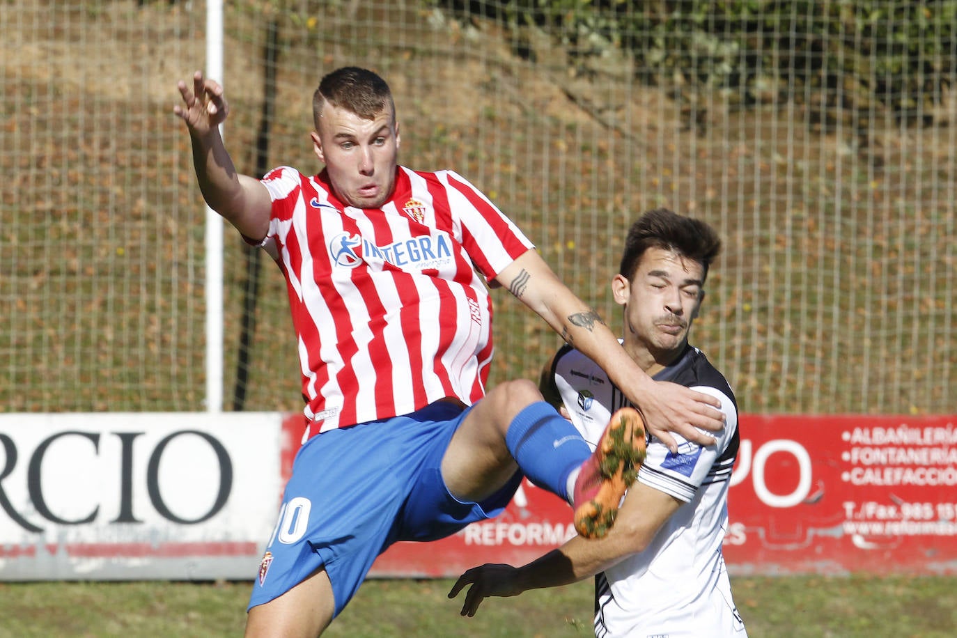 Fotos: Sporting B 5 - 0 Tuilla, en imágenes