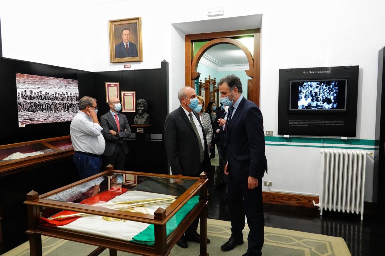 La nueva sala reúne documentos y material gráfico. 