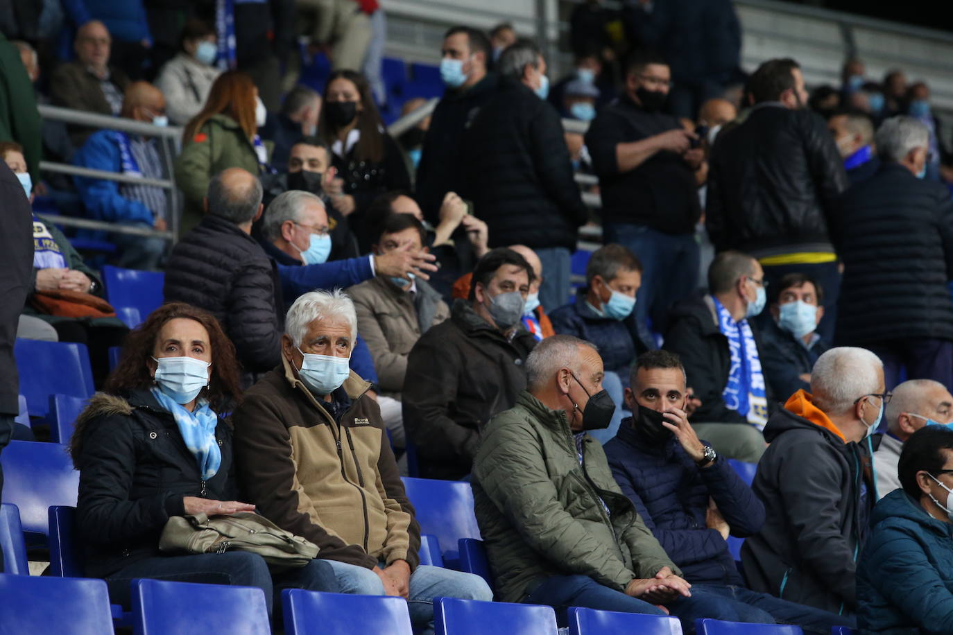 Fotos: ¿Estuviste en el Real Oviedo - Burgos? ¡Búscate!