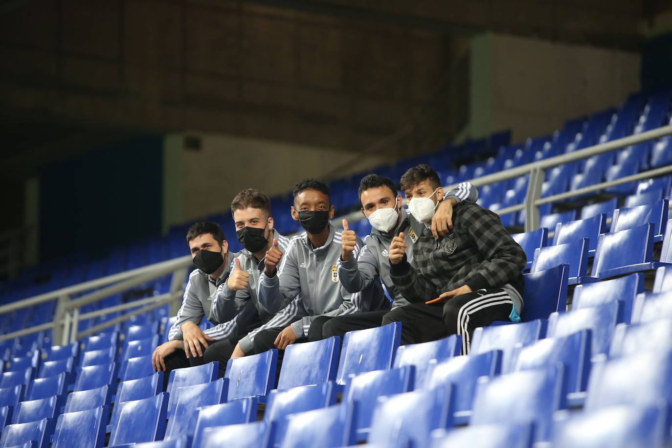 Fotos: ¿Estuviste en el Real Oviedo - Burgos? ¡Búscate!