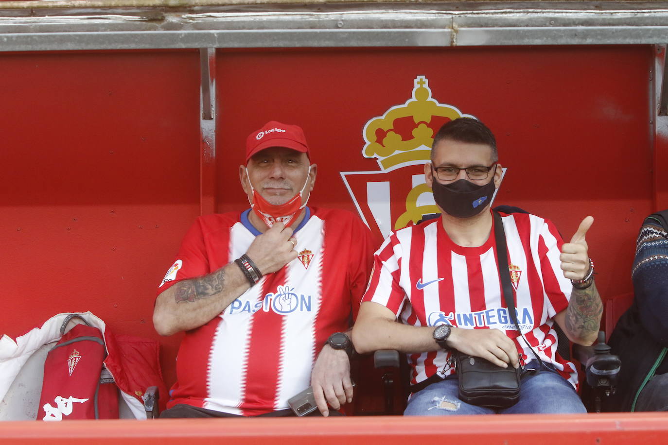 Fotos: ¿Estuviste en el Sporting - Valladolid? ¡Búscate!