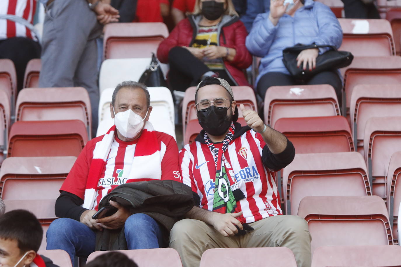 Fotos: ¿Estuviste en el Sporting - Valladolid? ¡Búscate!