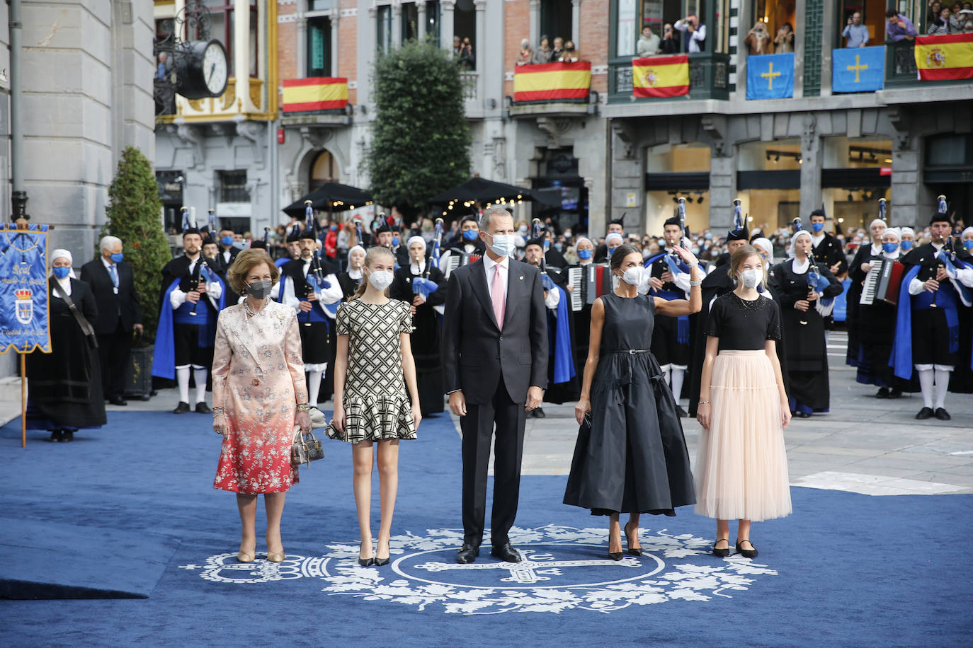 Fotos: Todos los &#039;looks&#039; de la Reina Letizia, la Princesa Leonor y la infanta Sofía