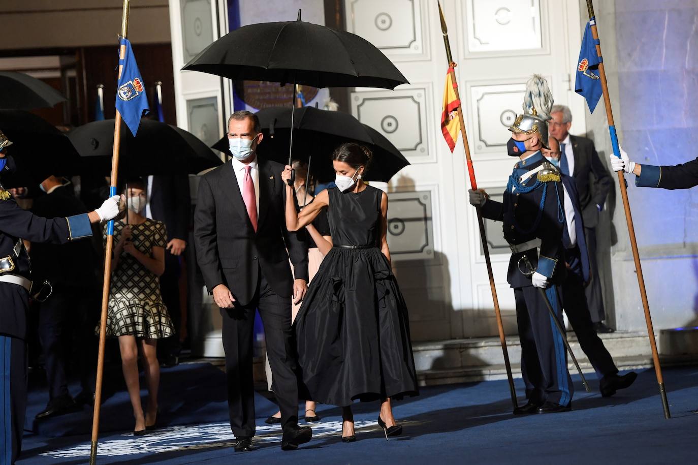 Fotos: Todos los &#039;looks&#039; de la Reina Letizia, la Princesa Leonor y la infanta Sofía