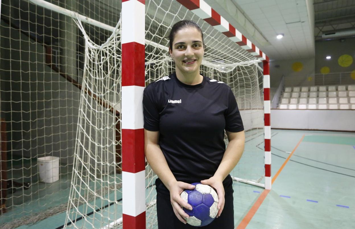 Aida Palicio, ayer, en el Pabellón de La Arena, antes del último entrenamiento de la semana. 