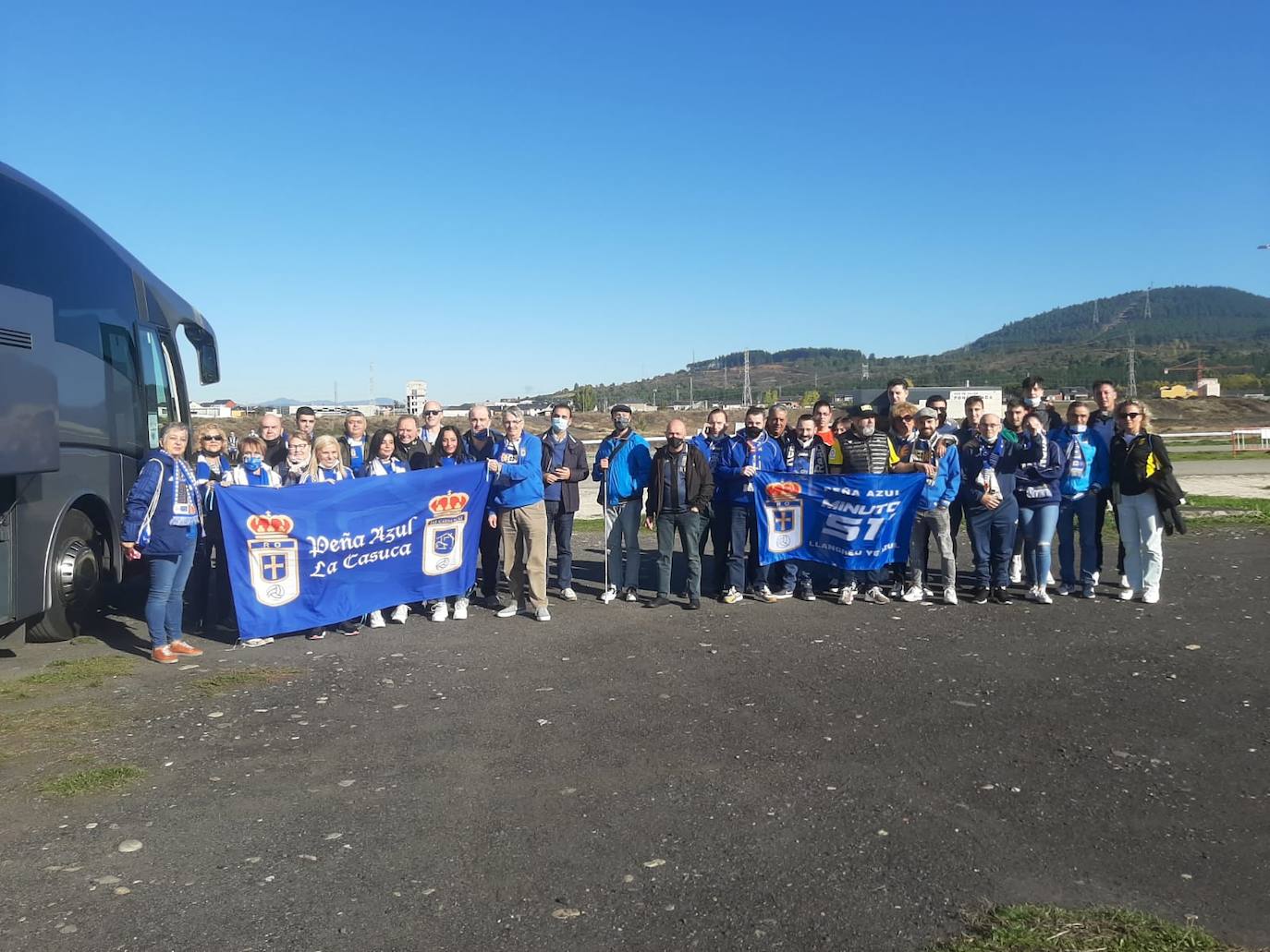 Fotos: Así ha vivido la afición del Real Oviedo el partido en Ponferrada