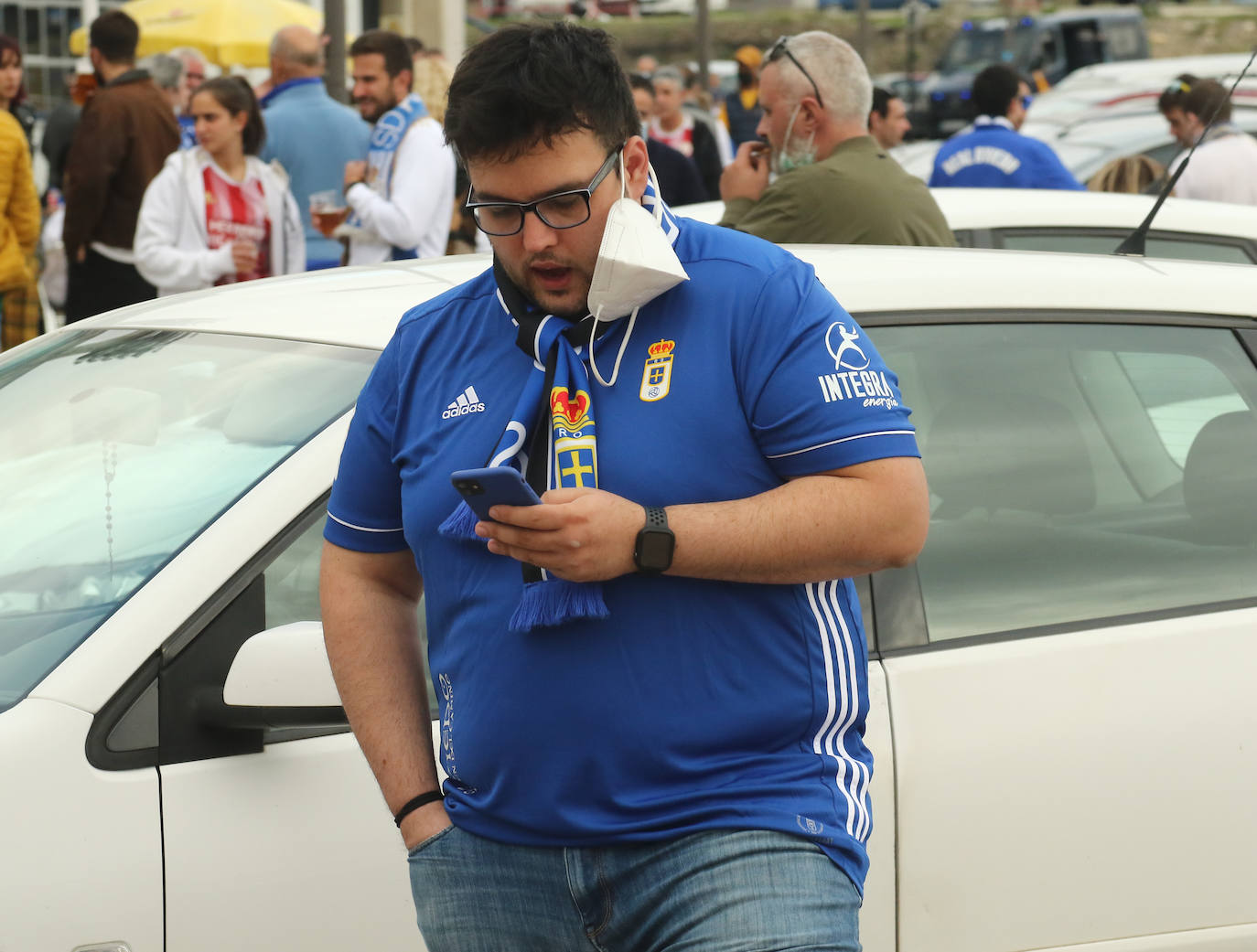 Fotos: Así ha vivido la afición del Real Oviedo el partido en Ponferrada