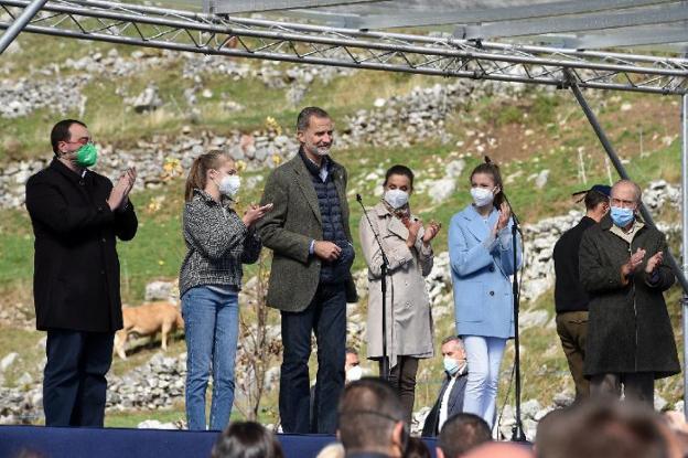 «La Asturias esperanzada tiene aquí, en Somiedo, el mejor de los ejemplos»