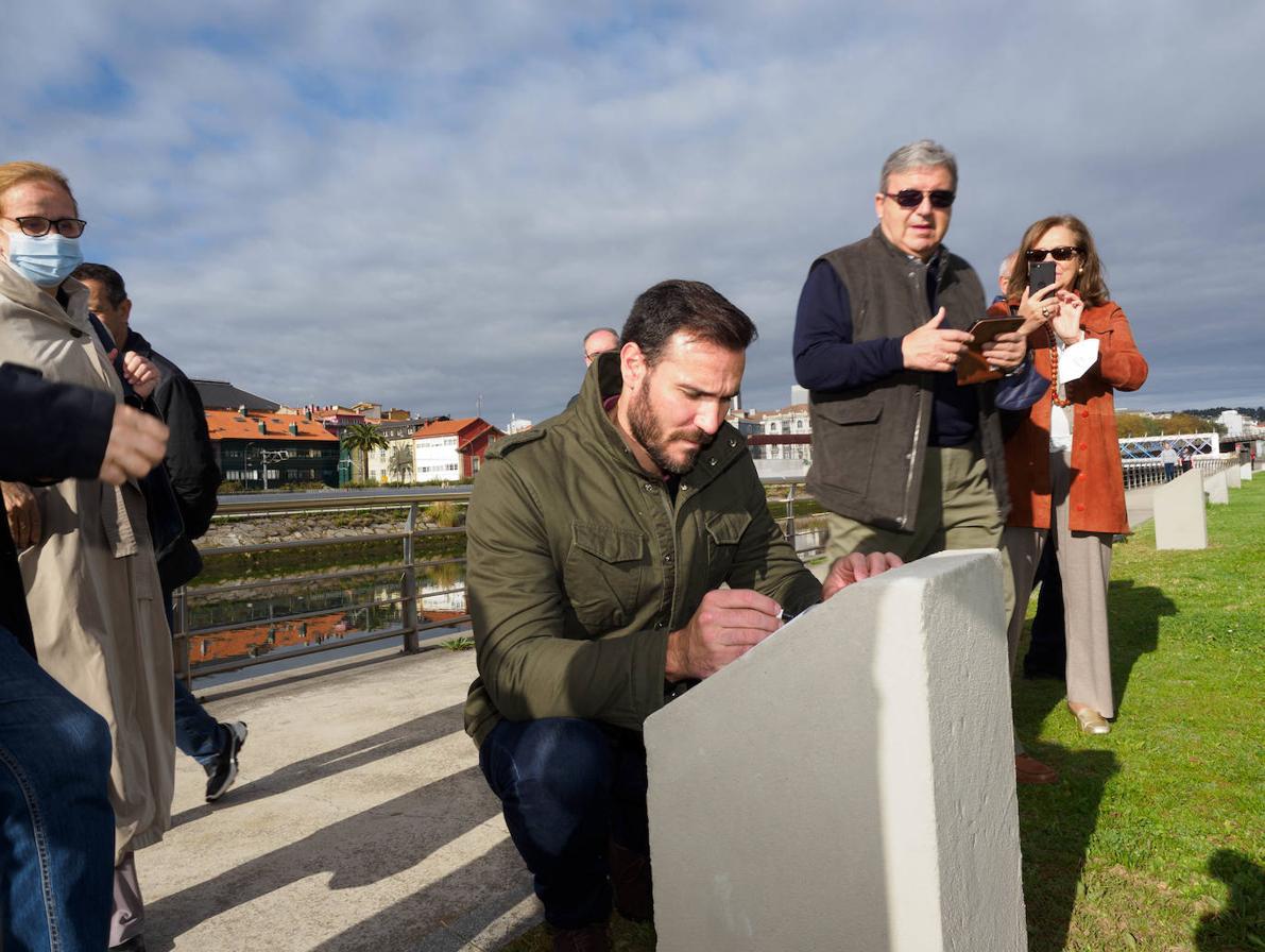 Fotos: Firmas ilustres en el &#039;paseo del colesterol&#039; de Avilés