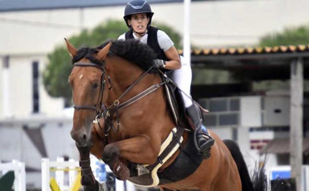 Elena Legarra, durante una competición 